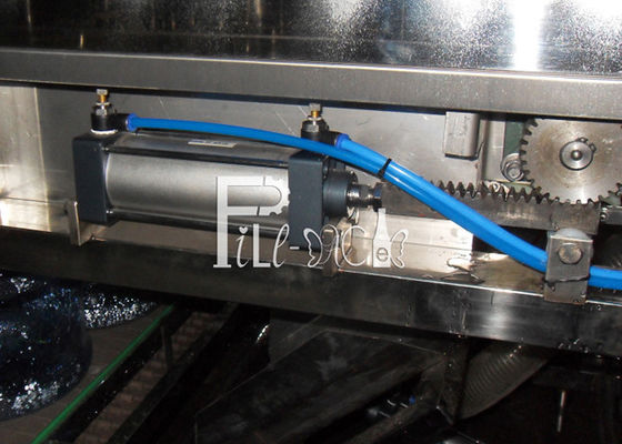 450BPH 20リットルの瓶の充填機 サプライヤー