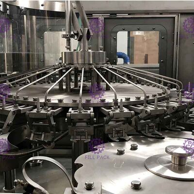 1つのMonoblockペット飲む満ちるライン4000BPHに付き2L天然水のびん詰めにする機械3つ サプライヤー