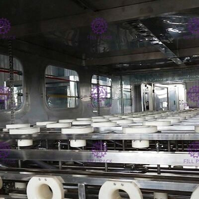 1000BPH Monoblock純粋な水充填機 サプライヤー