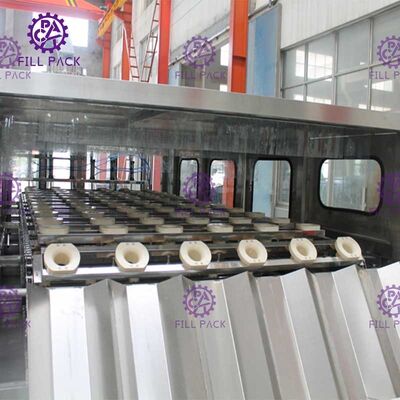 3つ満ちるおおう機械900BPH 10Lプラスチックびんを洗うMonoblockの1つの天然水に付き サプライヤー