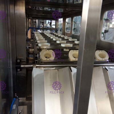 3つの頭部は450BPHを5ガロンのびんの充填機かわいがります サプライヤー