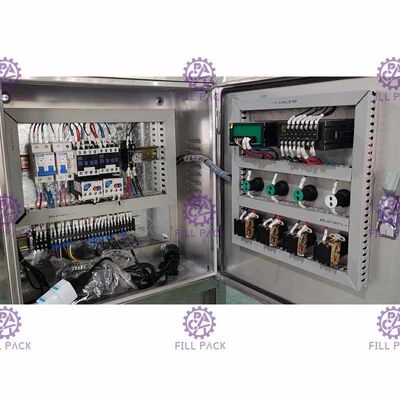 水工場のための4040膜を搭載する2000LPH飲料水ROの水処理設備 サプライヤー