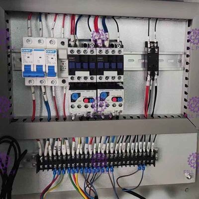 500-2000LPH純粋な飲む天然水の処置の逆浸透の浄化装置機械システム サプライヤー