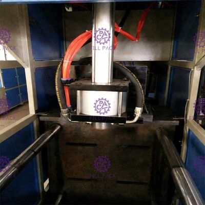 55mmの首5のガロン180BPHペット瓶の吹く機械 サプライヤー