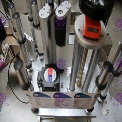 自動正方形の平らなびんの特別な定形びんのラベラーの二重側面の付着力のステッカーの分類機械装置 サプライヤー