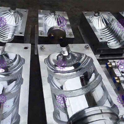 1台のヒーター120BPHのプラスチックびんの製造業機械 サプライヤー