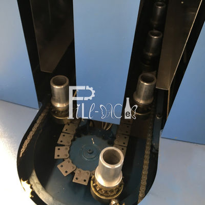 1台のキャビティ ペット100 BPHガロンのびんのブロー形成機械 サプライヤー