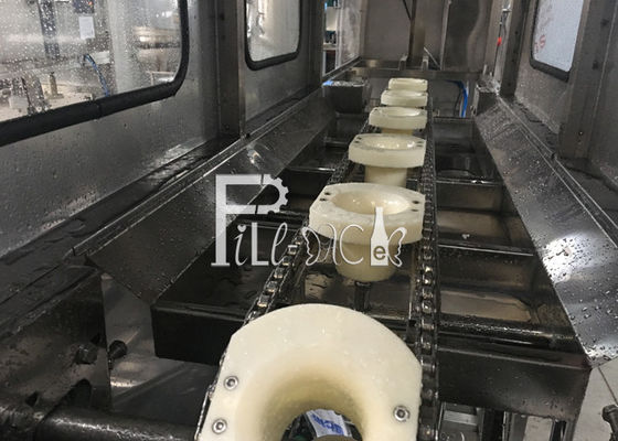飲料水Rollorのコンベヤーが付いている5ガロンの充填機 サプライヤー