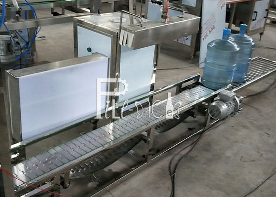 ラベルの収縮のトンネルが付いている270×490mmのガロンの充填機 サプライヤー