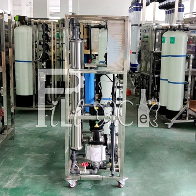 500LPH純粋な飲む天然水の処置RO水清浄器機械 サプライヤー